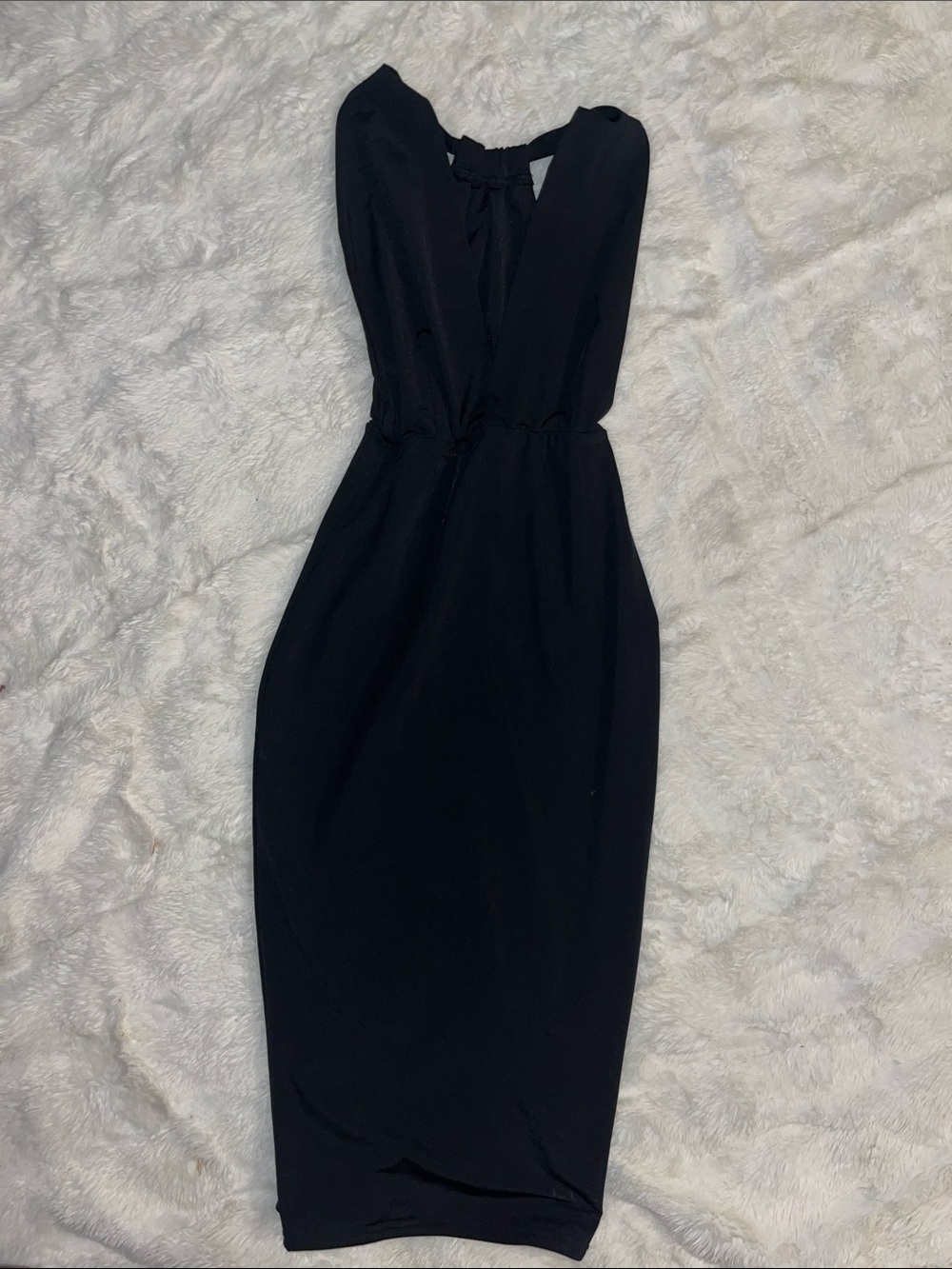 Sleeveless Black Midi Dress with Tie-Back
